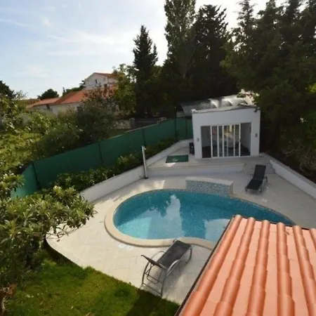 Wunderschoene Mit Gym Und Privatpool Feriehus *