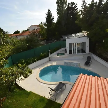 Wunderschoene Mit Gym Und Privatpool プレマントゥーラ